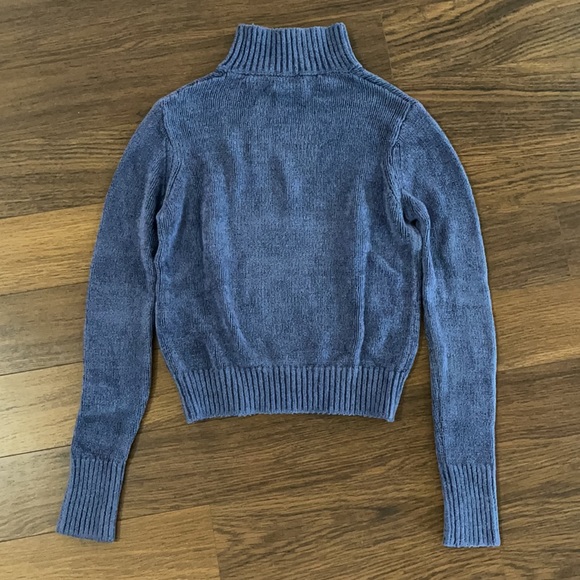 ✨ HOST PICK Aritzia sweater ✨ - Picture 3 of 8